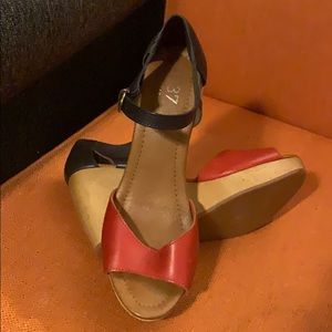 1937 Footwear Wedges